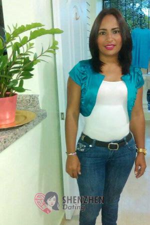 164567 - Teofila Age: 38 - Dominican Republic