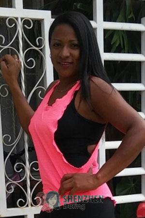 179081 - Yeimi Age: 39 - Colombia