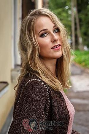 184365 - Tatiyana Age: 34 - Russia