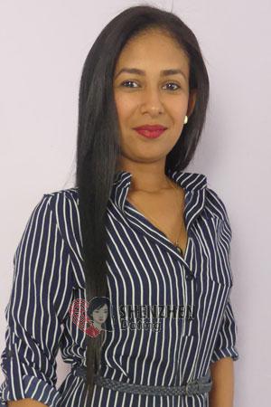 184685 - Yeris Age: 36 - Colombia