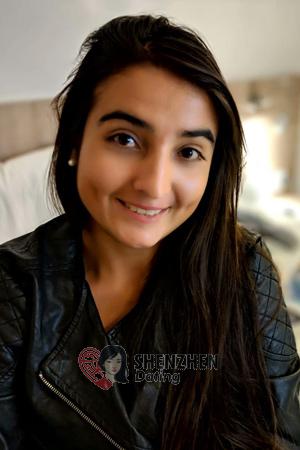 190206 - Daniela Age: 33 - Colombia