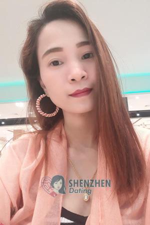 197406 - Mayura (Phung) Age: 41 - Thailand