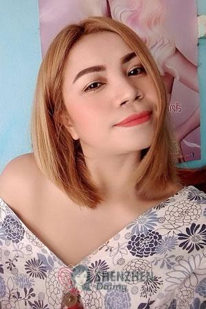 202678 - Itsariyaporn Age: 42 - Thailand