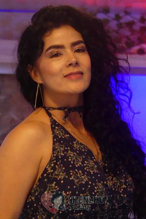 204739 - Yenny Age: 42 - Colombia