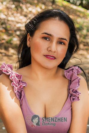 207749 - Alejandra Age: 38 - Colombia