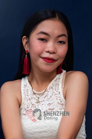 208095 - Kianna Mae Age: 21 - Philippines
