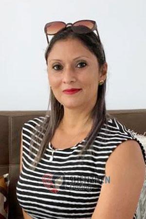208597 - Lucila Age: 46 - Costa Rica