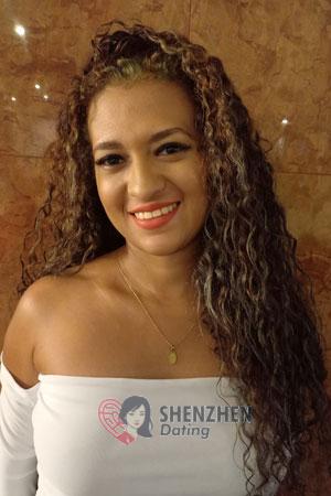 213752 - Leidy Age: 33 - Colombia