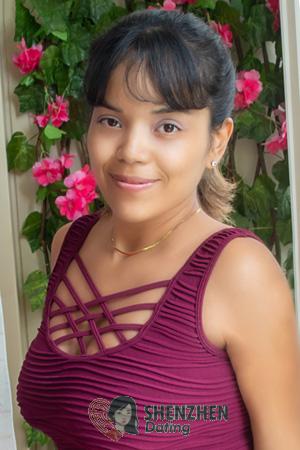 214303 - Vicky Age: 36 - Peru