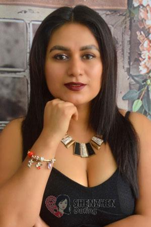 219502 - Yuliana Age: 34 - Peru